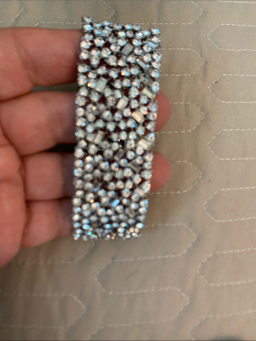 Pave Crystal Stretch Bracelet – Silver Sparkle